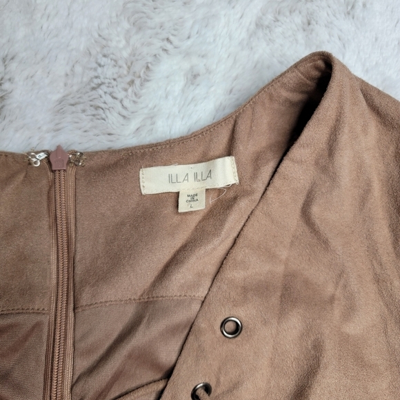 ✨️CL Illa Illa Tan Soft Sleeveless Lace Up Detail Romper Size L - Picture 8 of 13